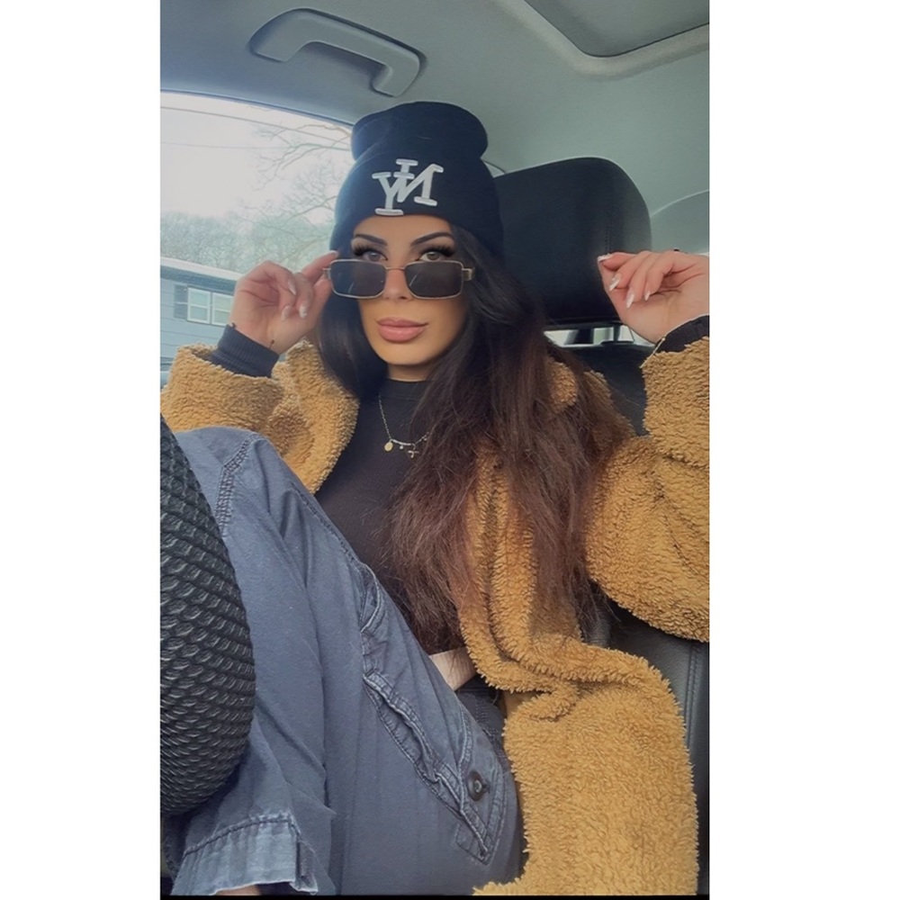 Meet your Posher, Jessica